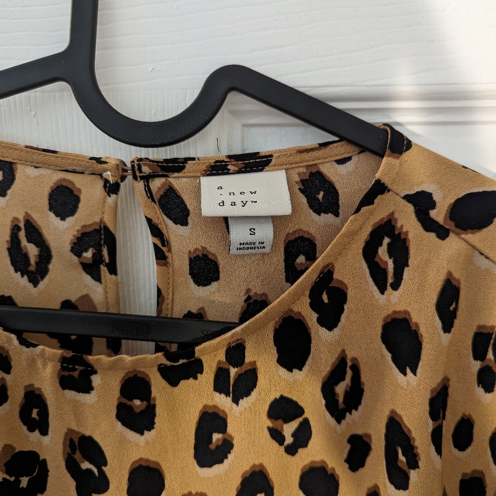Leopard Dress Top - Picture 2 of 2